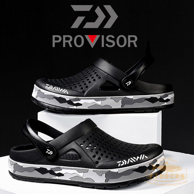 2022 New Fishing Slippers Summer Beach Men Sandals Rubber Flat Breathable Shoes Outdoor Fishing Shoes Fishing Sandals